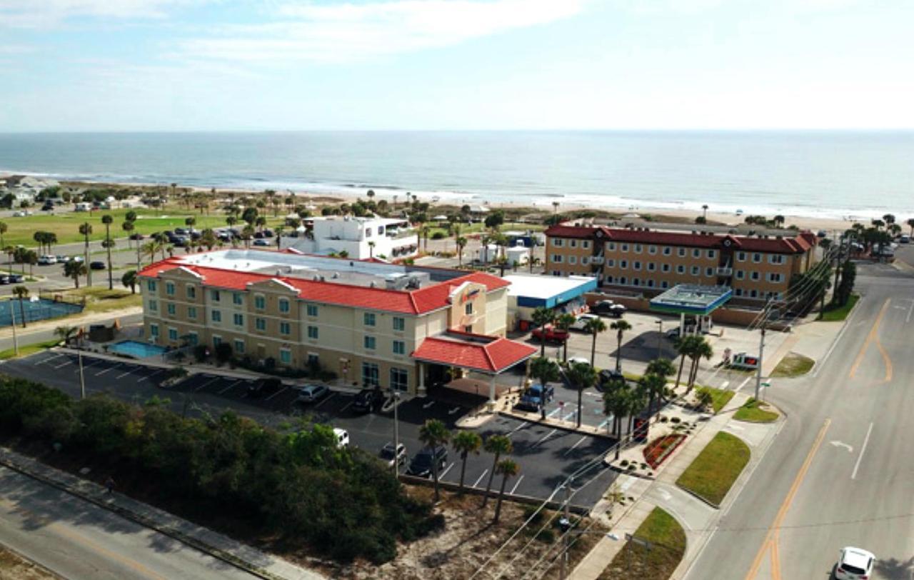 Comfort Suites Fernandina Beach At Amelia Island Soon To Be Surf & Sand Ascend Collection By Choice Exterior photo